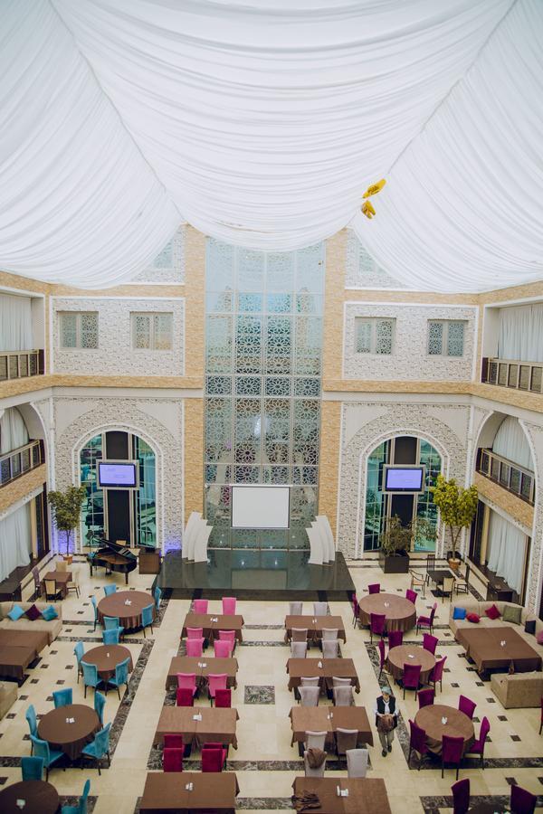 Caspian Ulduz Hotel Baku Exteriör bild